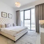 Creek View Apartment In Creek Harbour