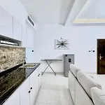 Al Manara Classic Maison Suite