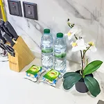 Chic Studio Living Jvc