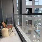 Canal View Apartment In Vibrant Business Bay