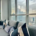 Dubai I Burj Residence Retreat I Piano & Workstation