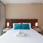 Seven Palm, Palm Jumeirah - Mint Stay