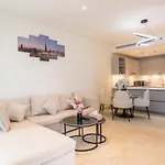 Premium Chic Fully Furnished 1 Bedroom In Sobha Hartland