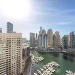 Vayk - Luxury 1 Bd Apartment With Marina Views