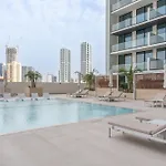 Well-Furnished And Luxurious Studio In Jvc