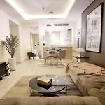Luxury Paramount Hotel Apt A662