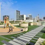Skyline Views In This 1 Bedroom At Binghatti Onyx