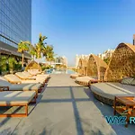 Opulent Studio In Palm Tower With Sea View