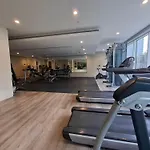 Stunning Burj View - Cozy 2Br - 5 Min Dubai Mall
