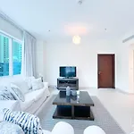 Luxury 2B Apt With Full Marina Views - Delphine
