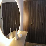 2 Bedroom Elegant Apartment In Dubailand