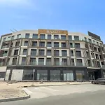 Silkhaus Stylish 2Bdr In Azizi Gardens With Pool & Gym