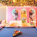 Capsule Flora Business Bay View Burj Khalifa-Pool Table-Game Arcade-Projector-Playstation 5