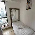 Four Stars Dubai Marina Jbr