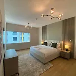 Comfy 1 Bedroom In Dubai Marina