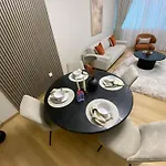 Comfy 1 Bedroom In Dubai Marina