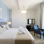 Livbnb-Serene 2Bhk Apartment With Marina Views