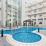 Contemporary 2Br W/ Maid\'S Room At Jvc