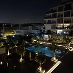 Elite Business & Family Turnkey Residence 2Br In Oia Motor City