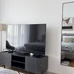 Elite Business & Family Turnkey Residence 2Br In Oia Motor City
