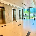 Modern And Spacious Studio Near Burj Khalifa