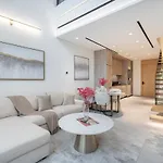 Elegant 1Bhk By Czechin Luxe Stay With Pool And Gym
