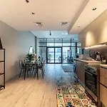Havn - Modern Studio In Jvc With Huge Layout