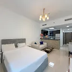 Cozy Studio At Botanica Tower Dubai Marina By Gardenia Suites