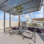 Sleek Studio In The Ivy Tower, Jvt