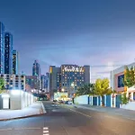 Boutique-Trade Center