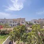 Emirates Living\'S Fascinating Villa For Everyone