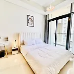 Modern 2Br In Aykon City Tower C