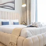 Stunning Studio In Regina Tower With Five Hotel View