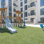 Magnificent 2Br In The Brand New The Diplomat