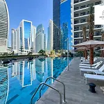 Keyrock Living - Urban Oasis In Zada Tower