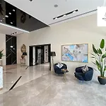 Keyrock Living - Urban Oasis In Zada Tower