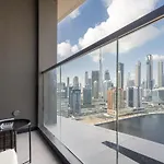 Waves - Elegant Waterfront Living In Dubai\'S Business Bay