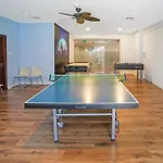 49- Panoramic Dubai Views From This Luxe 2Br Princess Tower Apartment- Free Parking - Walk To Tram