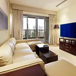 Stylish 2Br Downtown Apartment Burj & Mall Nearby