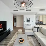 Livbnb - 2Br Apartment With Breathtaking Marina View