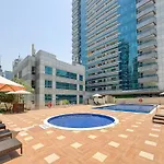 Beauty Of Marina In Our 2Br Aptmnt