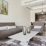 Bespoke Residences - Bay Square