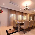Six Bedroom Villa - Palm Jumeirah
