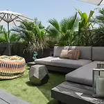 Higuests Vacation Homes - Marina Arcade
