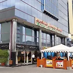 Royal Falcon Hotel