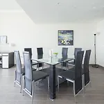 Frank Porter - Al Bateen Residence