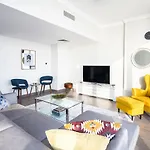 Frank Porter - Al Bateen Residence