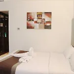 Signature Inn Al Riqqa