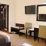 Signature Inn Al Riqqa