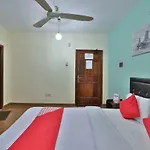 Oyo 183 Sweet Palace Hotel